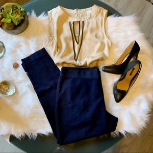 🆑 3/$35 || 🌟*Esley* Work Blouse🌟